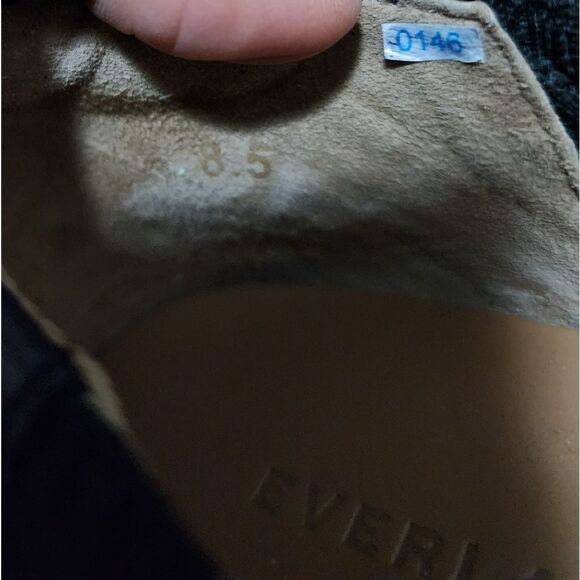 Everlane   - Picture 10 of 10